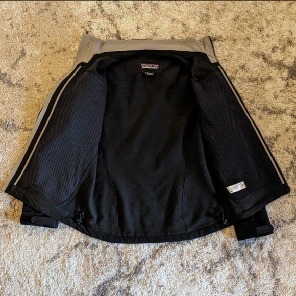 Patagonia Men's Limited Edition Guide Jacket w/ Maker's Mark Logo, Size Medium - Picture 12 of 12